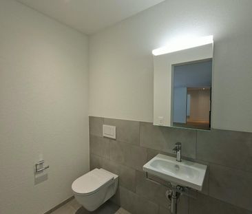 modern ausgestattete 3.5 Zimmerwohnung - Photo 4