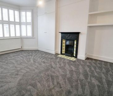 3 bedroom terraced house to rent - Photo 6