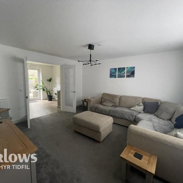 1 bedroom in a house share to rent - Photo 1