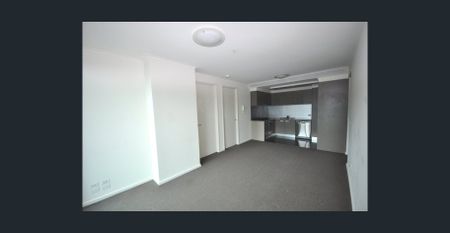 64SQM Unfurnished Two Bedroom Apartment! - Photo 2