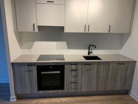 For Lease - 1 Quarrington Lane Unit# 911, Toronto, Ontario - Photo 5