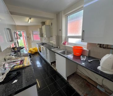 3 Bed Terraced House, Runnymede Road, B11 - Photo 6