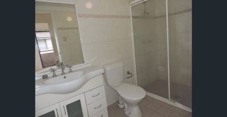 Split level Apartment - Photo 3