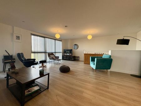 2 bedroom apartment to rent - Photo 2