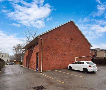 For Lease - 183 Nelson Street Unit# 1, Oakville, Ontario - Photo 6