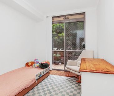 10/1-3 Howard Avenue, - Photo 1