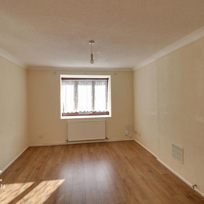 4 bedroom detached house to rent - Photo 1