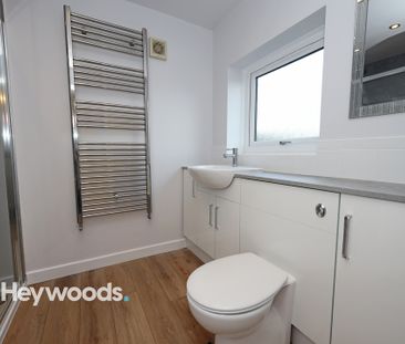 1 bed house of multiple occupation to rent in Hilton Road, Stoke-on... - Photo 2