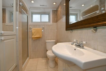 1028A 100e Avenue, H7W 4A3, H7W 4A3, Laval - Photo 4