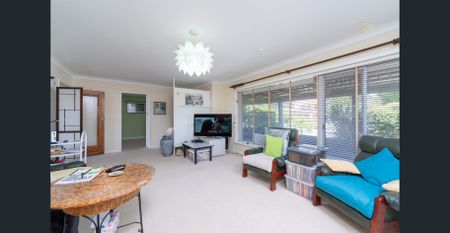 CUL DE SAC LOCATION @ $780 per week - Photo 3