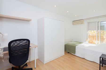 Carrer de Dalt de la Mar, Valencia, Valencian Community 46024 - Photo 3