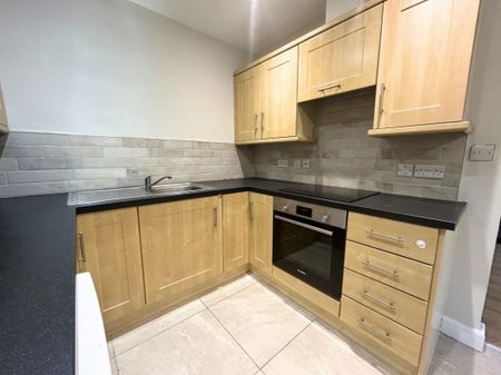 203 College Court Central, Belfast BT1 6BF - Photo 4