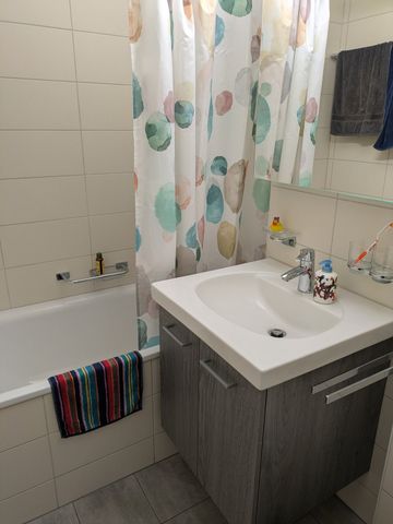 Rent a 3 ½ rooms apartment in Uster - Photo 5