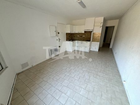 Location Appartement 2 pièces 35m² SETE 34200 - Photo 4