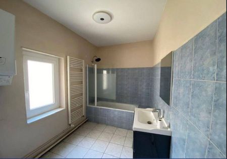 Location appartement 3 pièces 61 m² à Vienne (38200) 4 - Photo 2