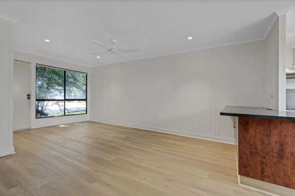 Charming 2-Bedroom Villa in Peaceful Diddillibah - Photo 1