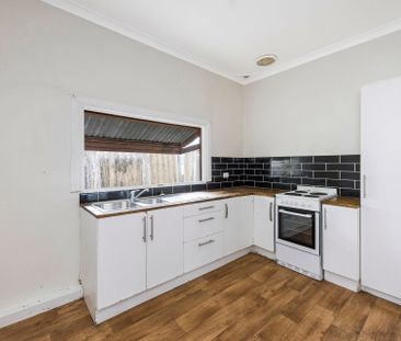 Character Home in Great Location! - Photo 5