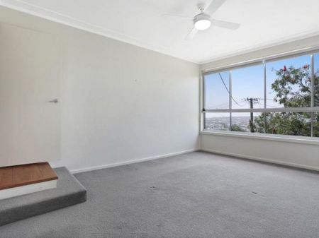 68 Woodward Street, Merewether Heights NSW 2291 - Photo 5