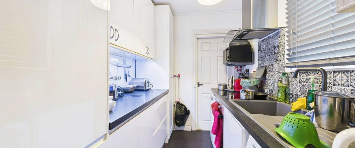 Wescott Road, Wokingham Wescott Road, Wokingham - Photo 1