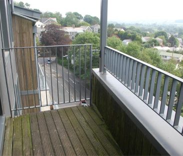 2 bedroom penthouse to rent - Photo 1