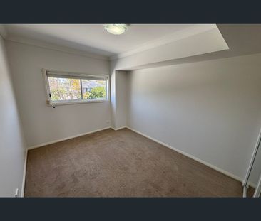 78 Damien Avenue, Greystanes, NSW 2145 - Photo 1