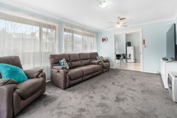 Family Home - Prime Location - Photo 1