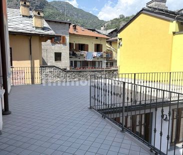 Trilocale via Duca d'Aosta, Centro, Verrès - Photo 5