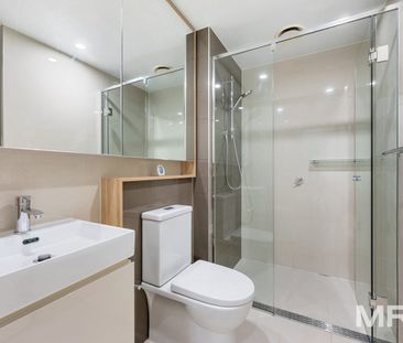 Designer apartment in prime location - Photo 4