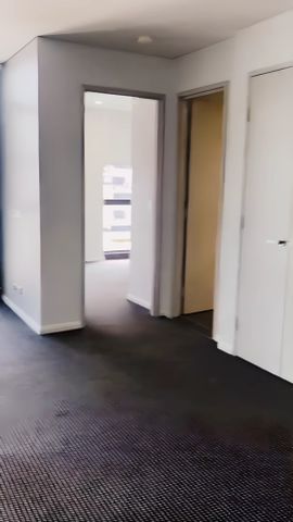 2 bed 2 bath - Photo 4