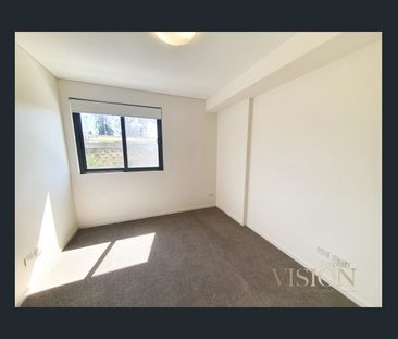 Modern North-Facing 2 Bedroom with Study Apartment with Rooftop Acc... - Photo 3