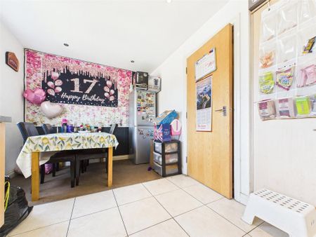 3 bedroom house to rent - Photo 2