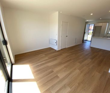 18 Kotuitui Street, Manukau, Auckland - Photo 5