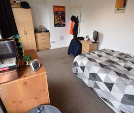 5 bedroom House in Cardigan Road, Leeds - Photo 5