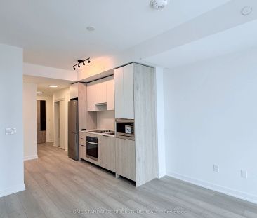 1007 The Queensway #1510 - Photo 3