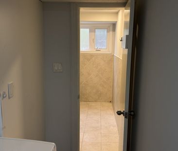 For Lease - 50 Elgin Mills Road Unit# Basement, Richmond Hill, Ontario - Photo 4