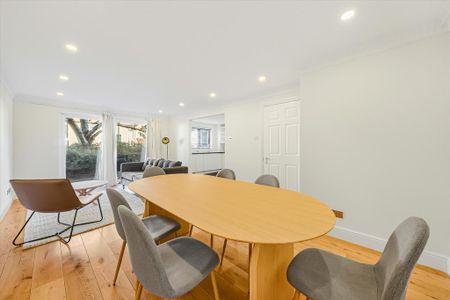 3 bedroom flat to rent - Photo 3