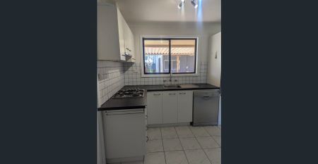 Modern 3-Bedroom Home for Lease – Secure, Spacious & Fully Furnished - Photo 2