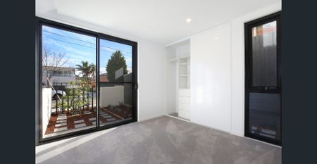 THE DEFINITION OF LUXURY! - Photo 3