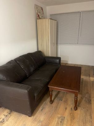 Grasscroft Drive Room 3 - Photo 1