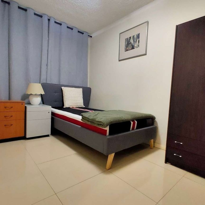 Hurstville - Photo 1