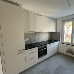 Bel appartement de 3 pièces avec balcon dans un immeuble calme à Gals - Photo 2