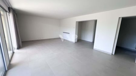 2 bedroom luxury Apartment for rent in Vilamoura, Distrito de Faro - Photo 5