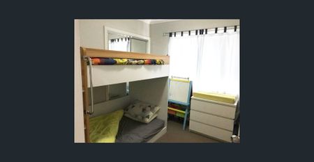 Modern 2 Bedroom Home - Photo 2