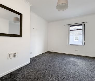 32 Ainsworth Drive, Belfast, BT13 3EJ - Photo 3
