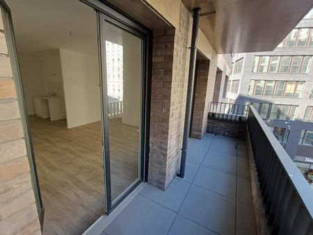 location Appartement T4 DE 78.3m² À BOBIGNY - Photo 3