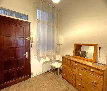 Location Appartement 1 pièce 31m² - Photo 3