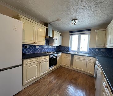 4 Bed Semi-Detached House, Shelley Way, BS7 - Photo 5