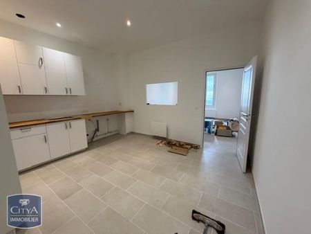 Location Appartement 3 pièces 74m² NICE 06100 - Photo 3