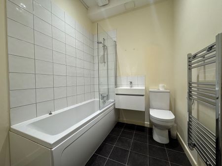 Terminus Road, Eastbourne - Photo 5