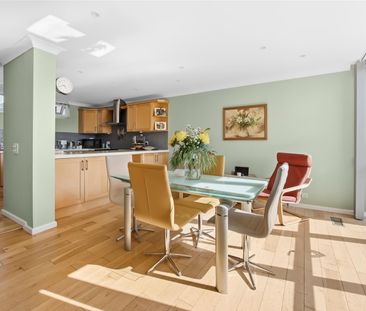 Old Vicarage Green, Keynsham, Bristol - Photo 3